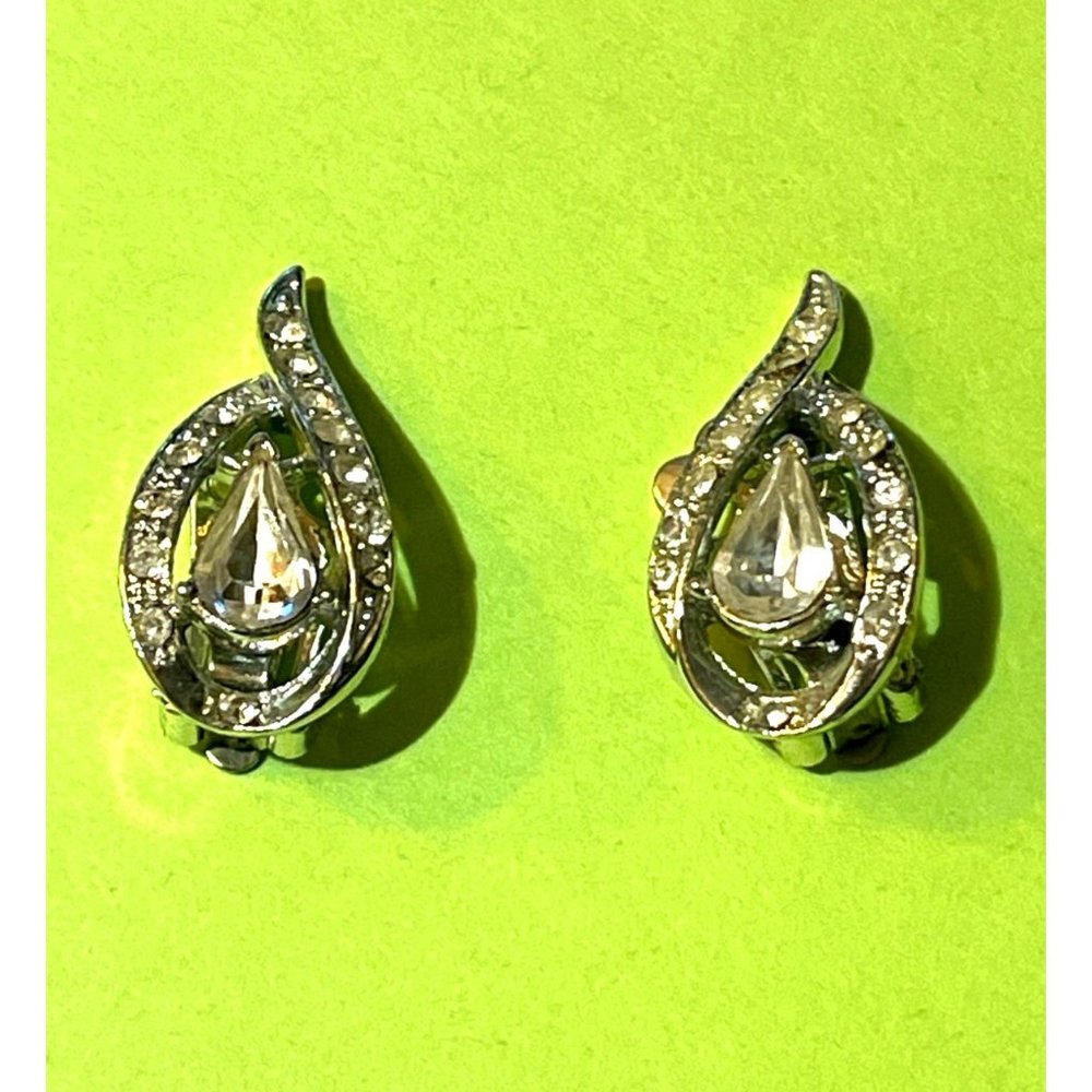 Vintage Coro Silver-Tone Rhinestone Clip-on Earrings Huge Pear Cut Center Stone
